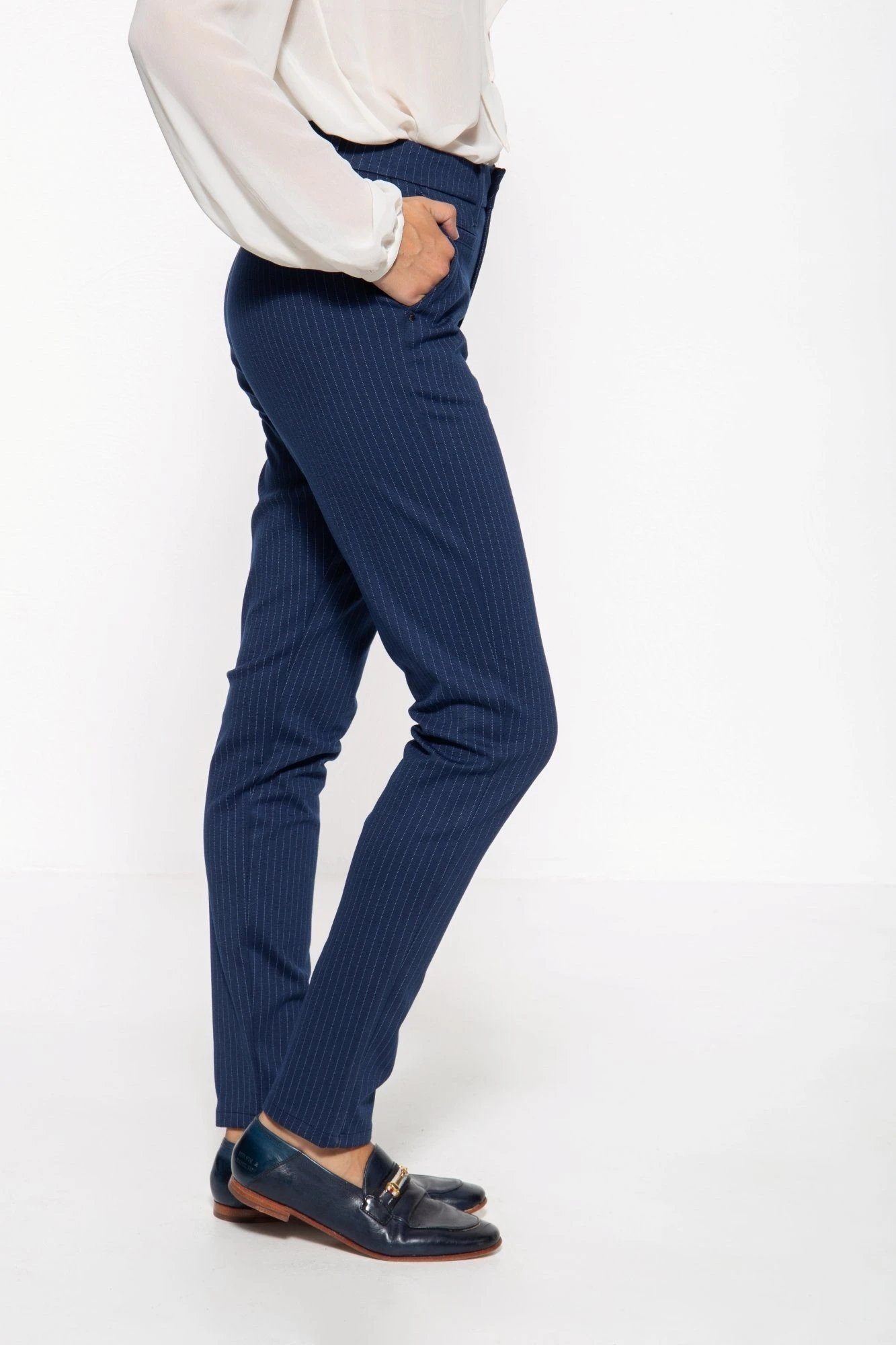 ATT Jeans Stoffhose Sophie Mit Nadelstreifen – Bild 2