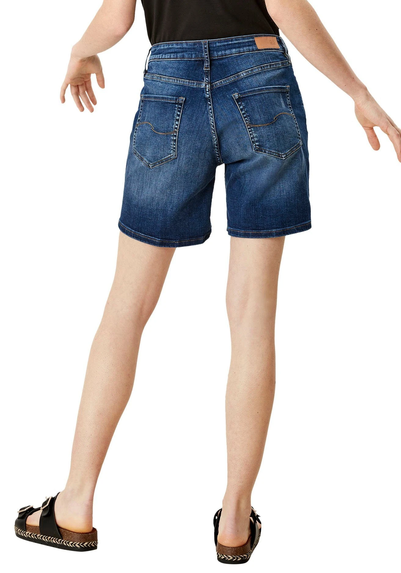 Q/S By S.Oliver Jeansshorts Abby Mit Sattelbund – Bild 2