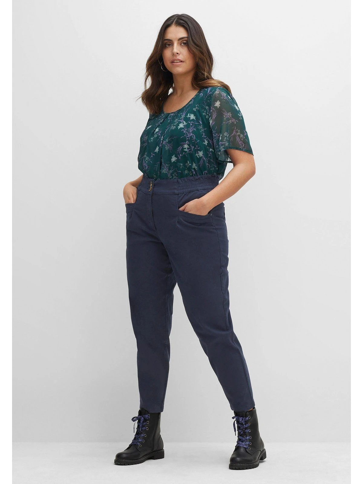 Sheego Stretch-Hose Chinohose Aus Elastischem Twill, Mit High-Waist-Bund – Bild 4