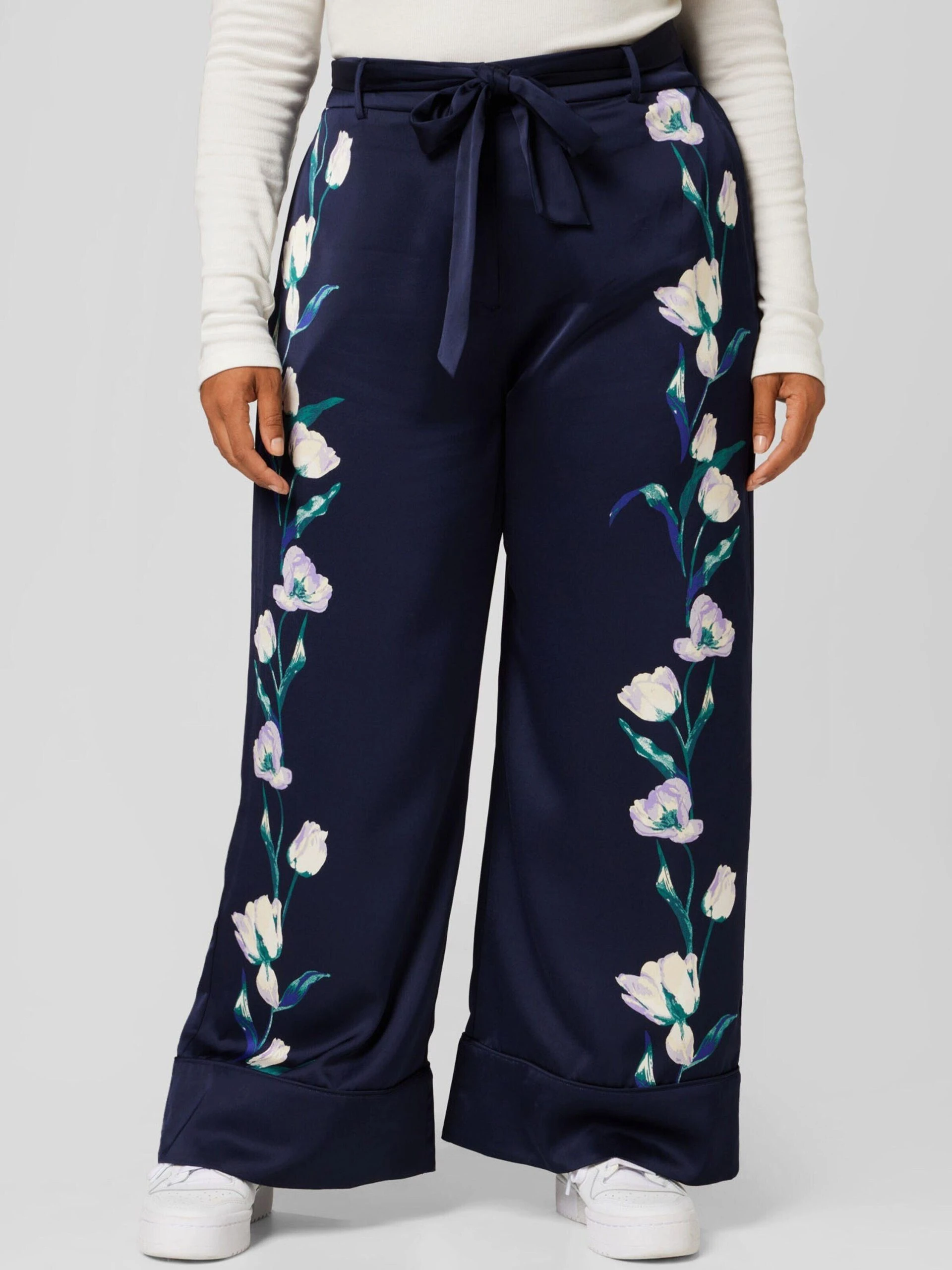 Guido Maria Kretschmer Curvy Collection Stoffhose »Isabeau« (1-tlg) – Bild 2