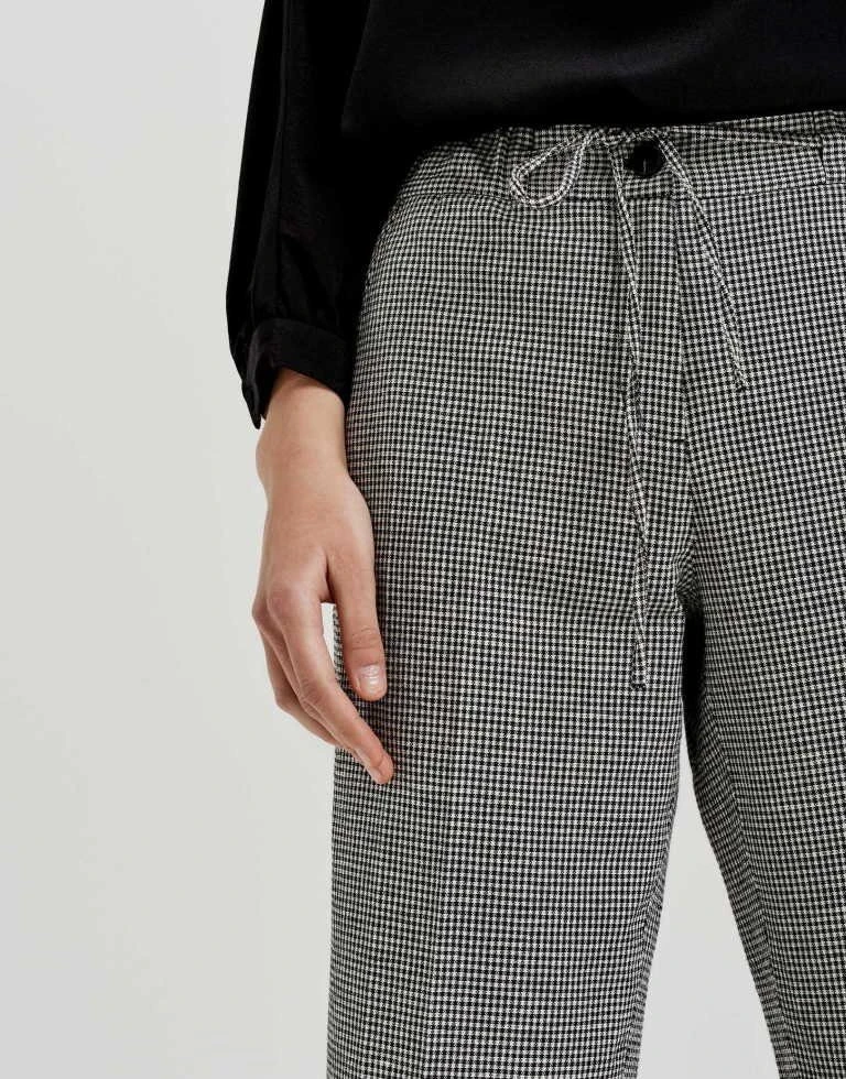 OPUS Stoffhose »schwarz Gerade« (1-tlg) – Bild 4