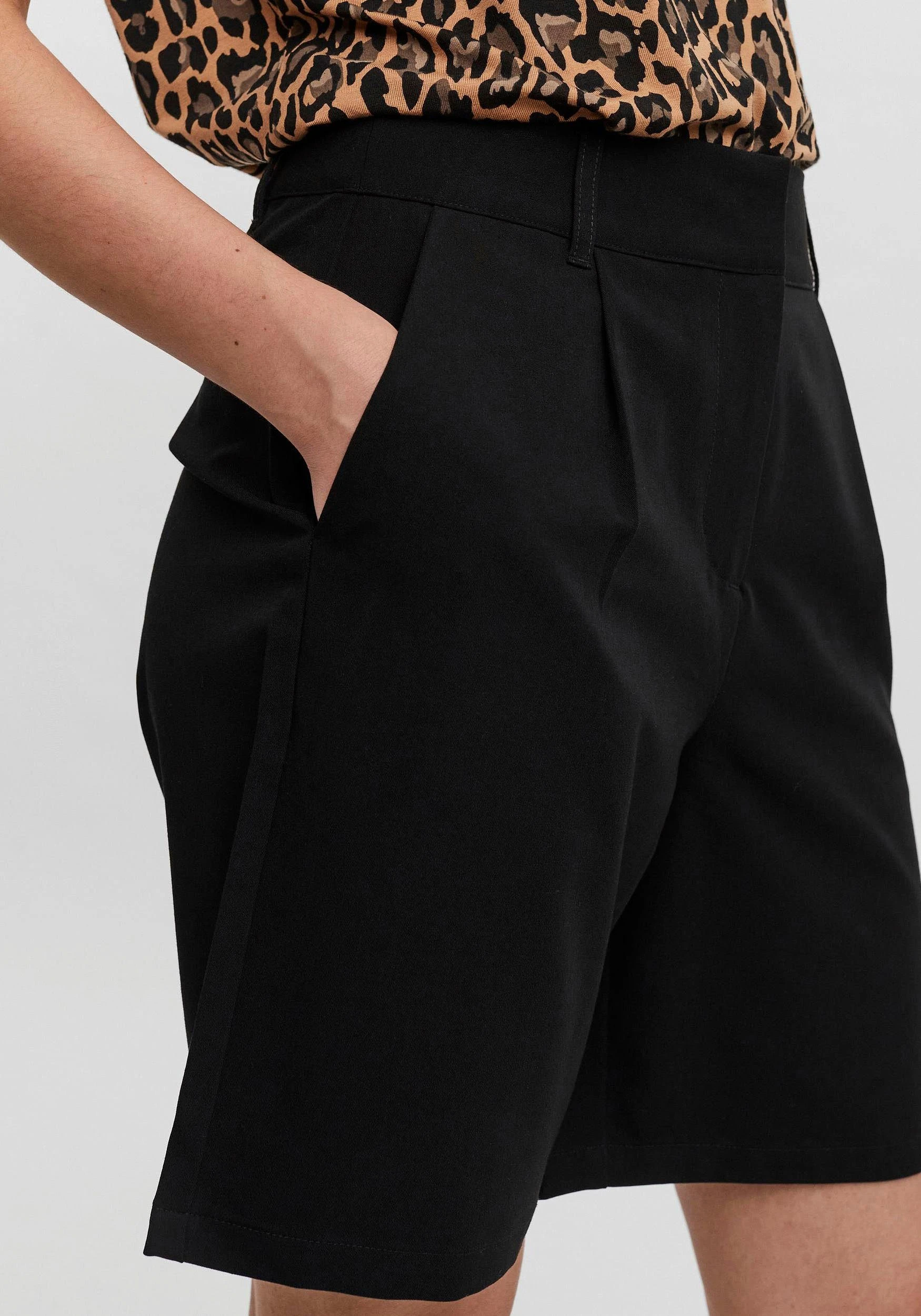 Vero Moda Shorts VMZELDA HW LOOSE SHORTS NOOS – Bild 3