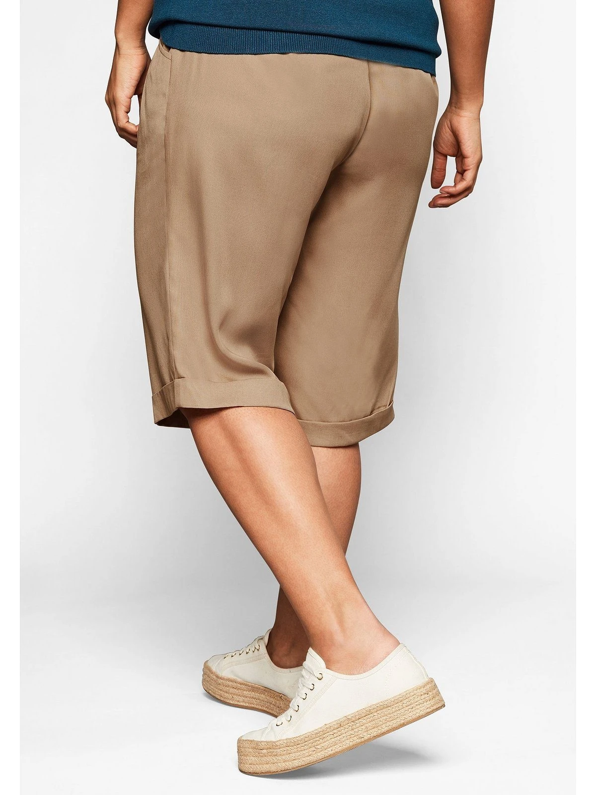 Sheego Bermudas Bermudas Aus Hochwertig Trageangenehmen Lyocell – Bild 2