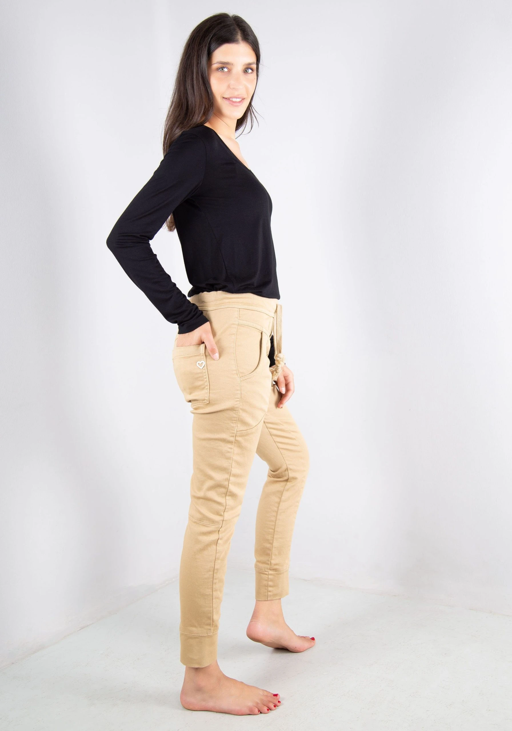 Please Jeans Jogger Pants P 51G Cropped-Form Mit Elastischem Bündchen – Bild 5