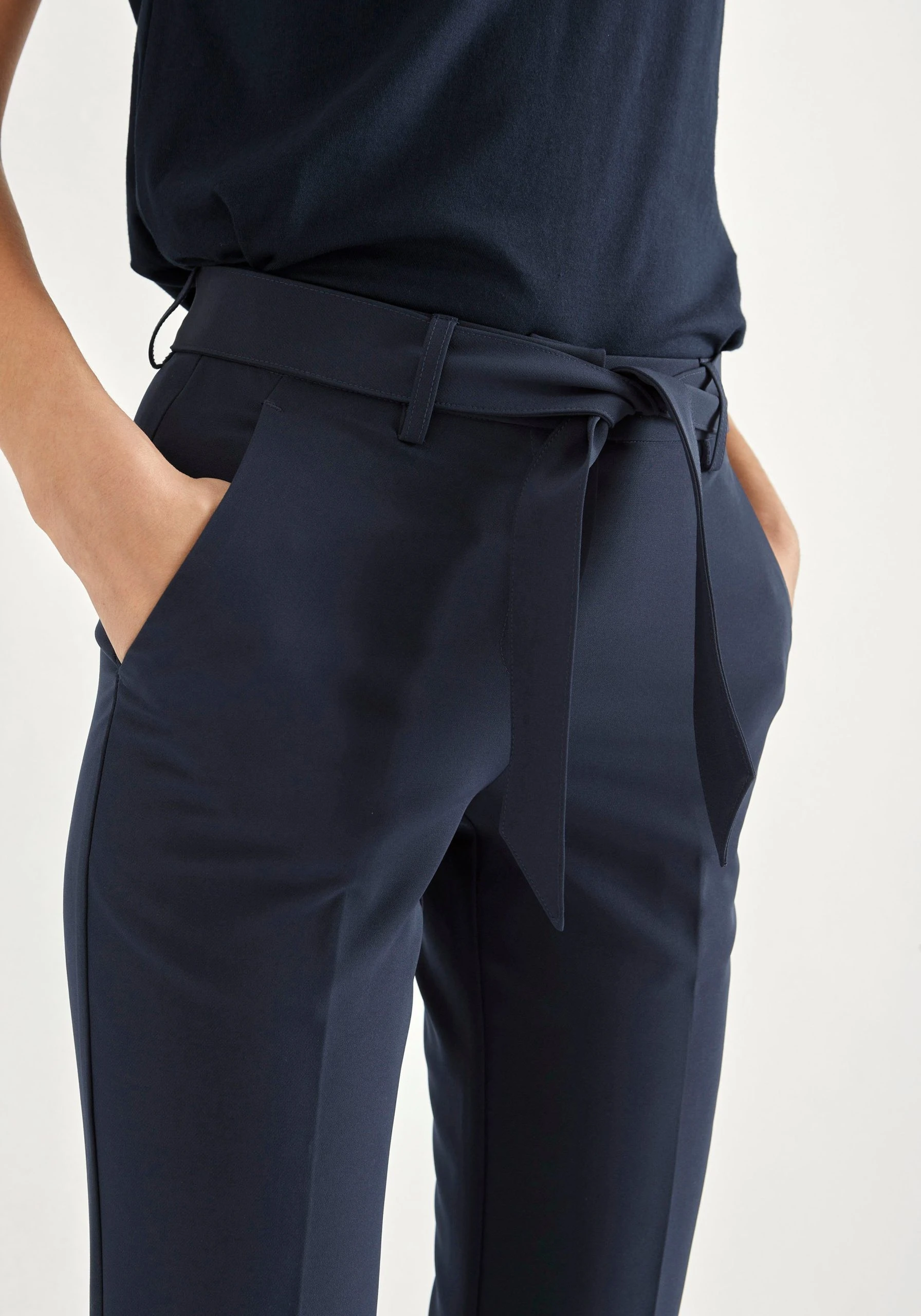 HECHTER PARIS Anzughose (Set, 2-tlg., Mit Bindegürtel) Mit Bindegürtel - NEUE KOLLEKTION – Bild 4