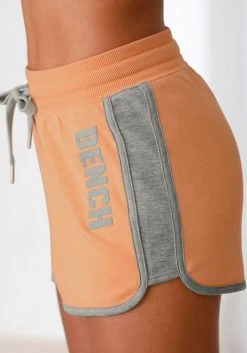 Bench. Sweatshorts Mit Kontrastfarbenen Einsätzen Und Logodruck