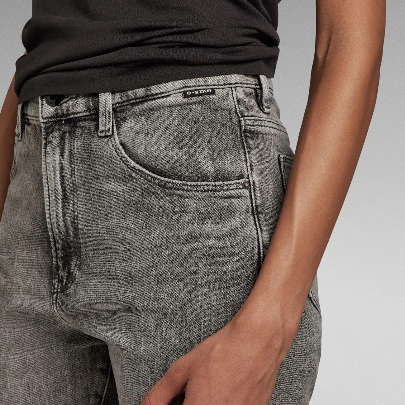 G-Star RAW 5-Pocket-Hose »Virjinya Slim Faded Carbon« (1-tlg) – Bild 5