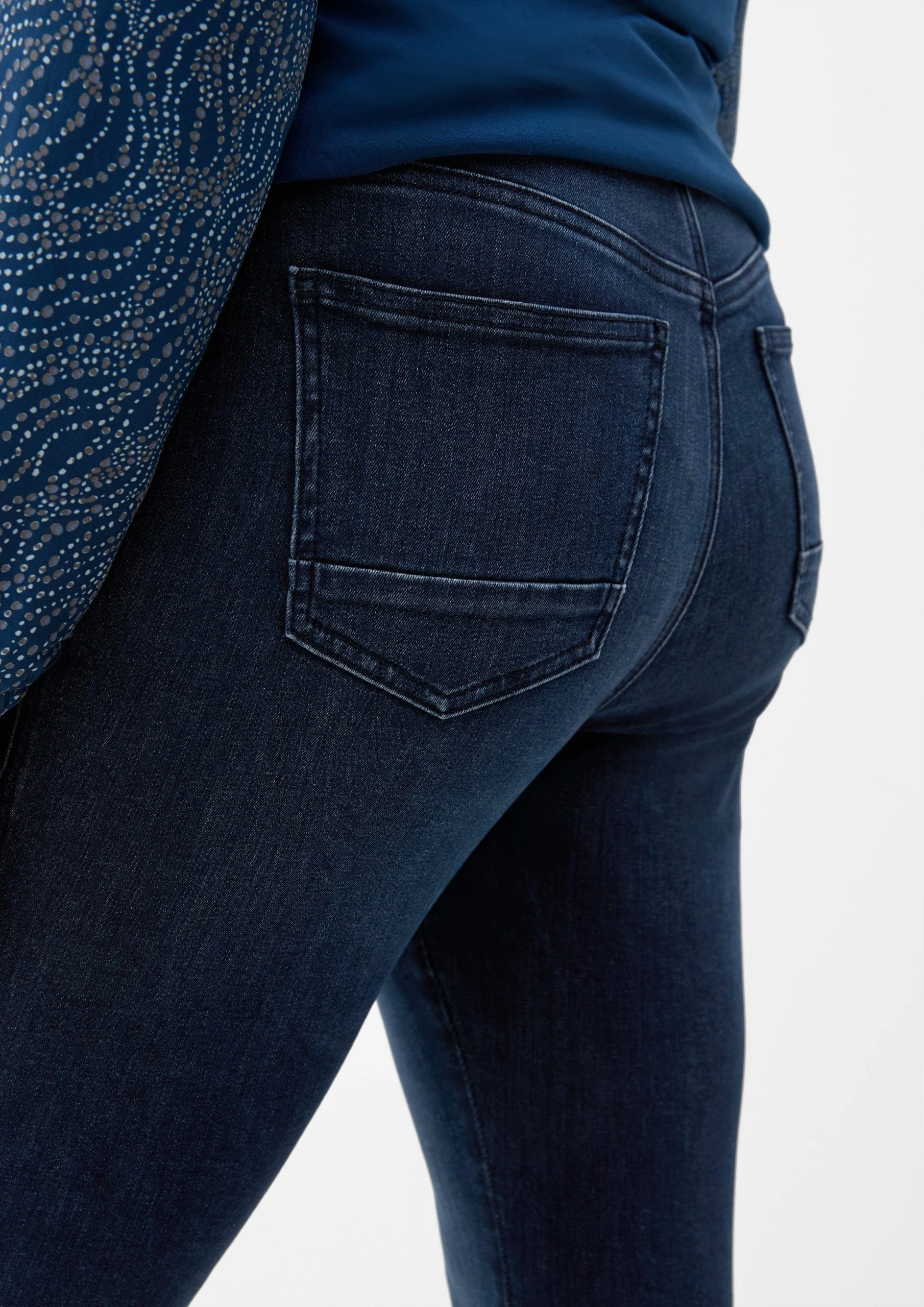 TRIANGLE Stoffhose Slim: Jeans Mit Shaping-Effekt Waschung – Bild 5