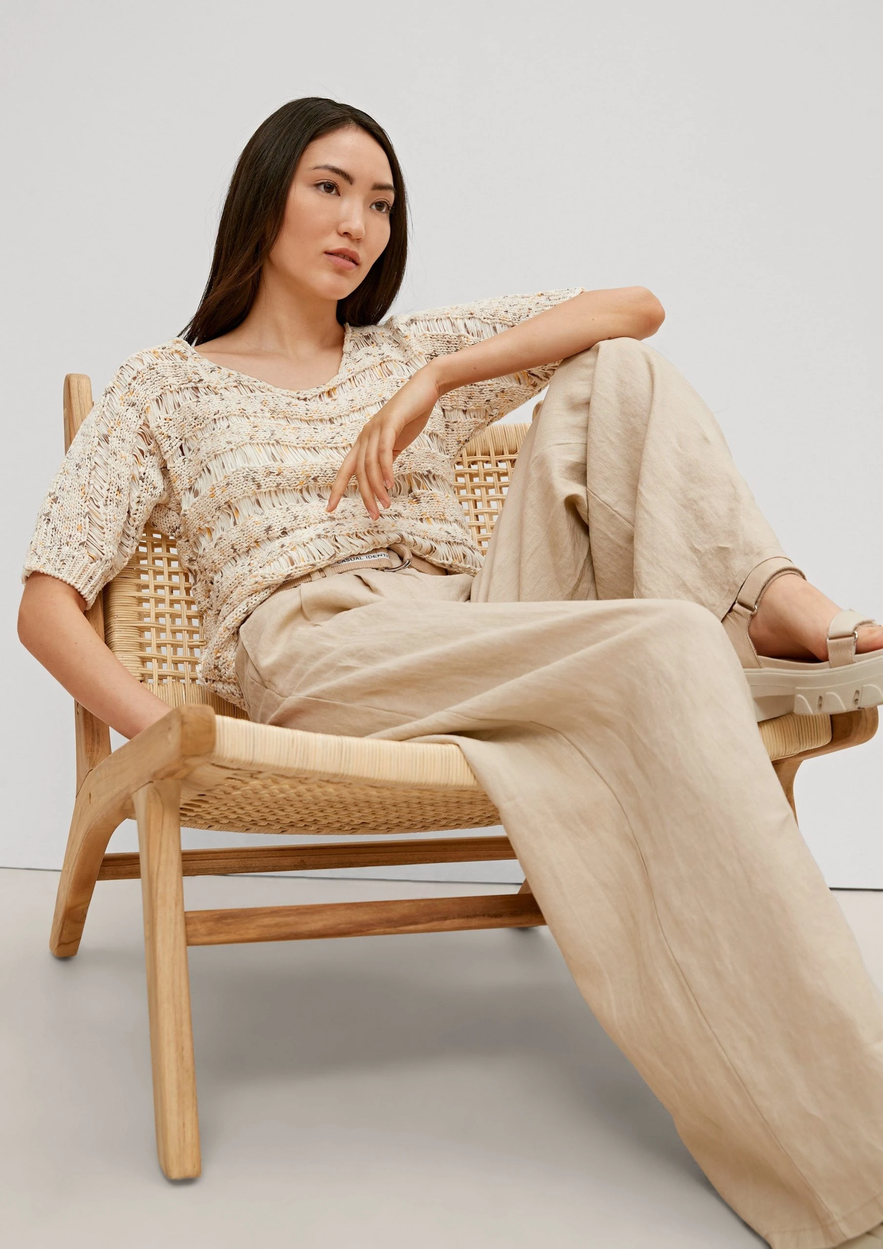 Comma Casual Identity Stoffhose »Regular: Leinenhose Im Marlene-Stil« (1-tlg) – Bild 7