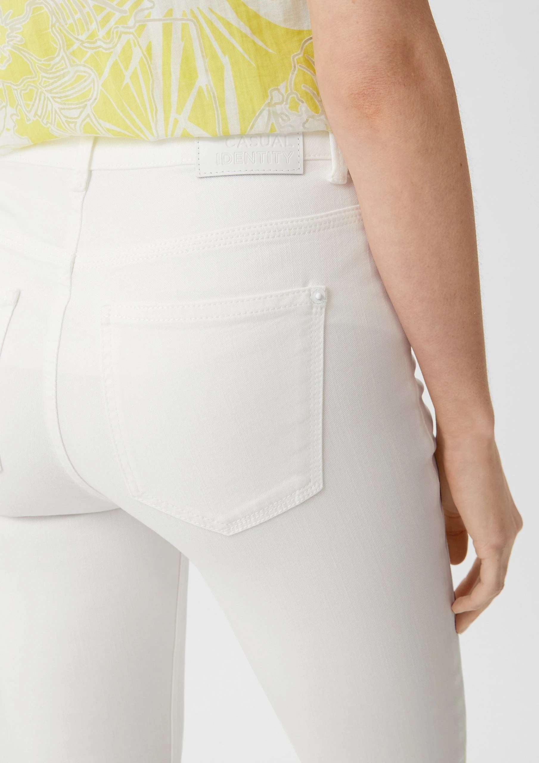 Comma Casual Identity Stoffhose Super Skinny Fit: Hose Mit Sattelbund Garment Dye – Bild 4