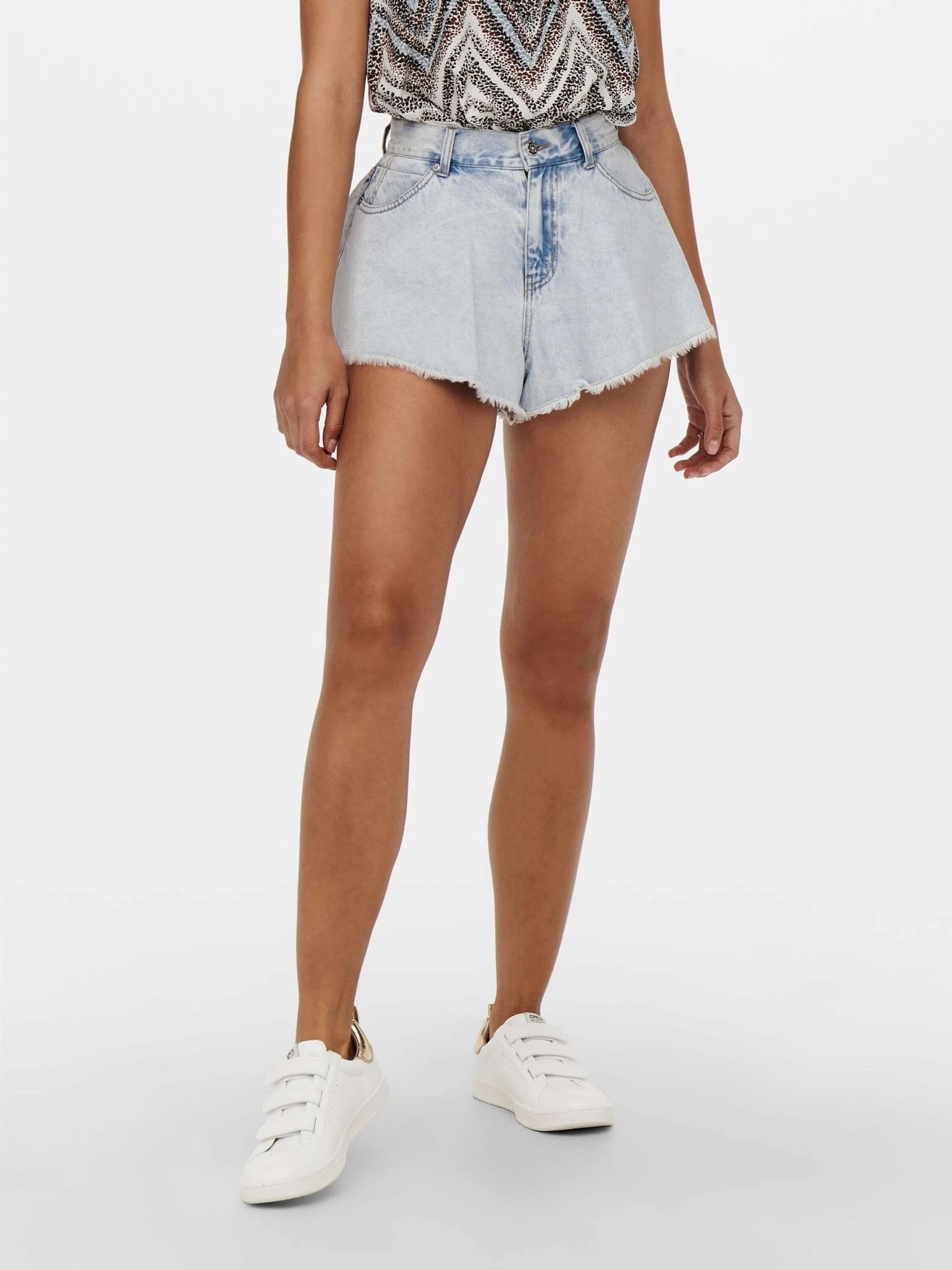 ONLY Jeansshorts Chiara (1-tlg) – Bild 3