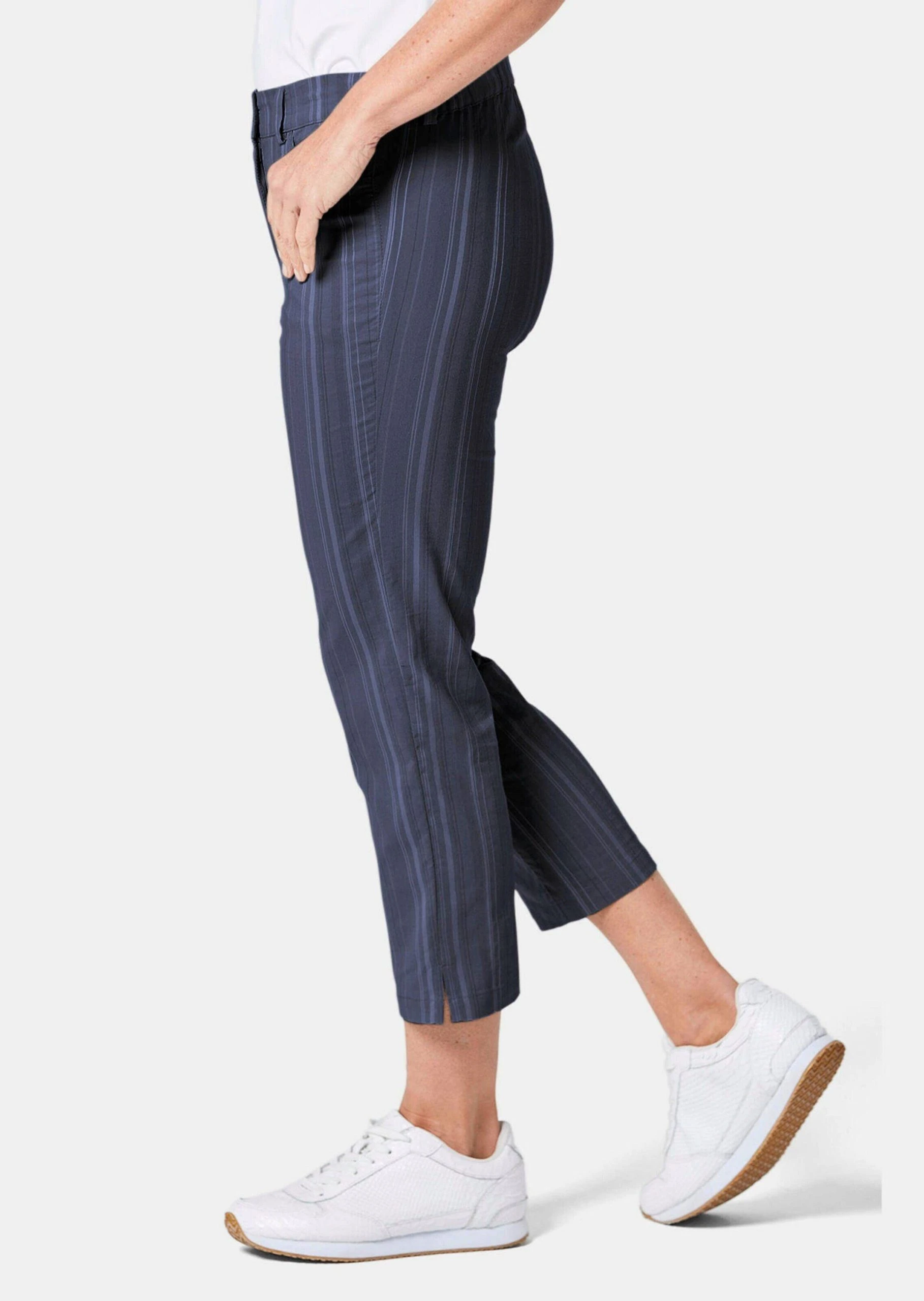GOLDNER Caprihose Verkürzte Strukturhose In Elastischer Ware Perfekter Sitz Mit Viel Komfort – Bild 4