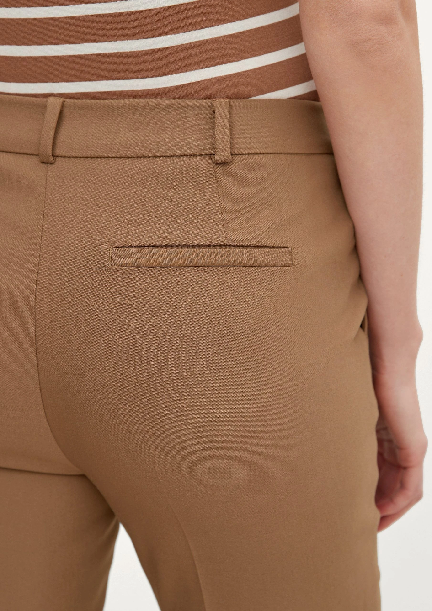 Comma 7/8-Hose »Slim: 7/8-Hose Mit Tapered Leg« (1-tlg) – Bild 7