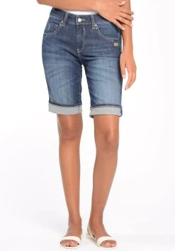 GANG Jeansbermudas RUBINIA BERMUDA Mit Aufschlag U. Leicht Ausgefranster Kante Am Saumabschluss