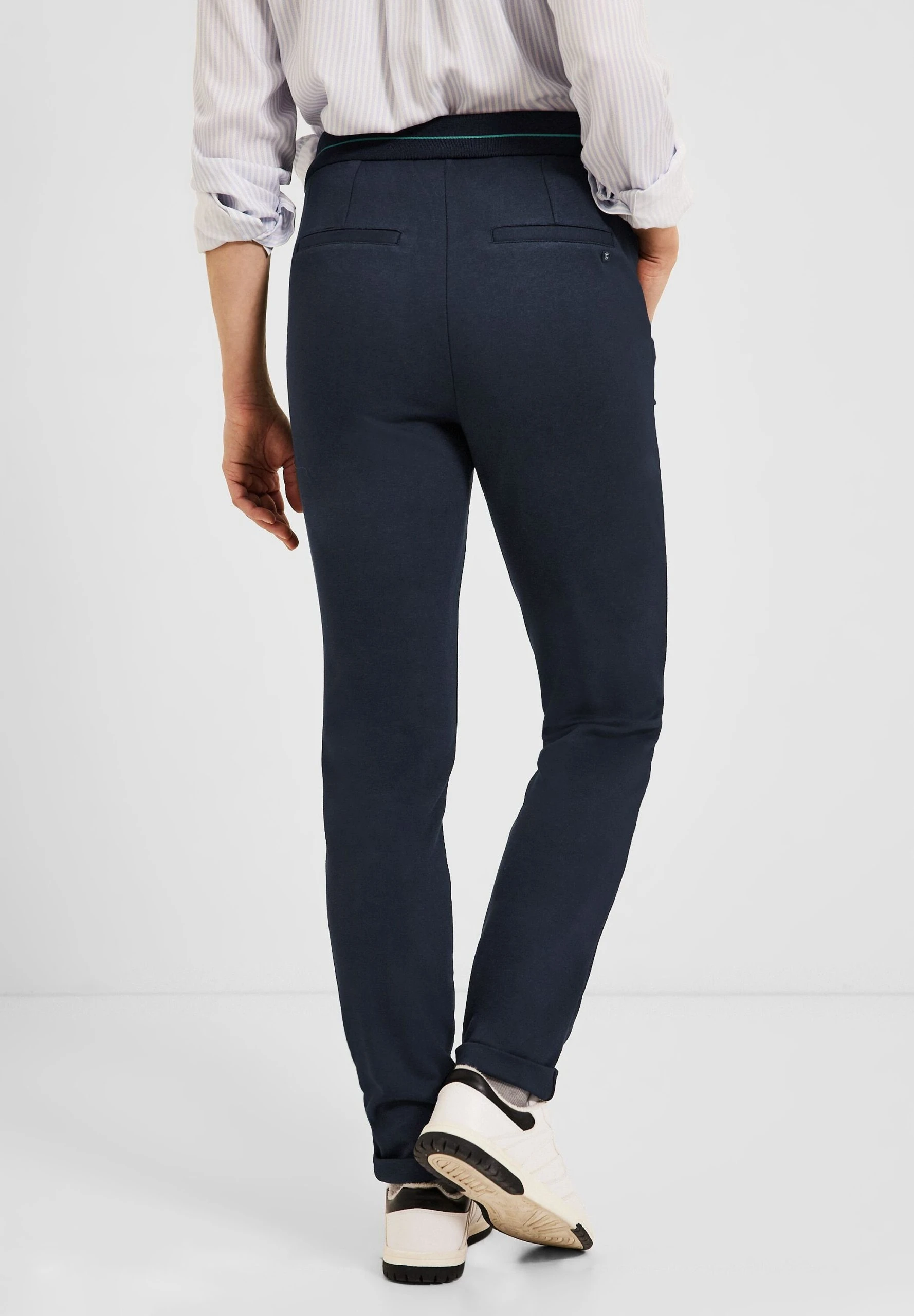 Cecil Röhrenhose In Unifarbe – Bild 2