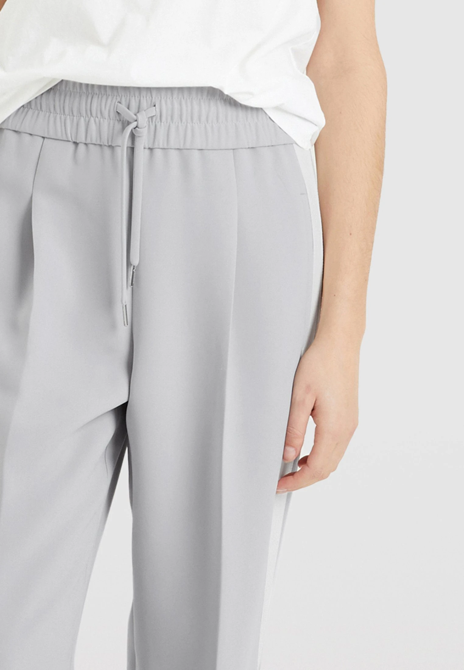 MARC AUREL Bundfaltenhose – Bild 3