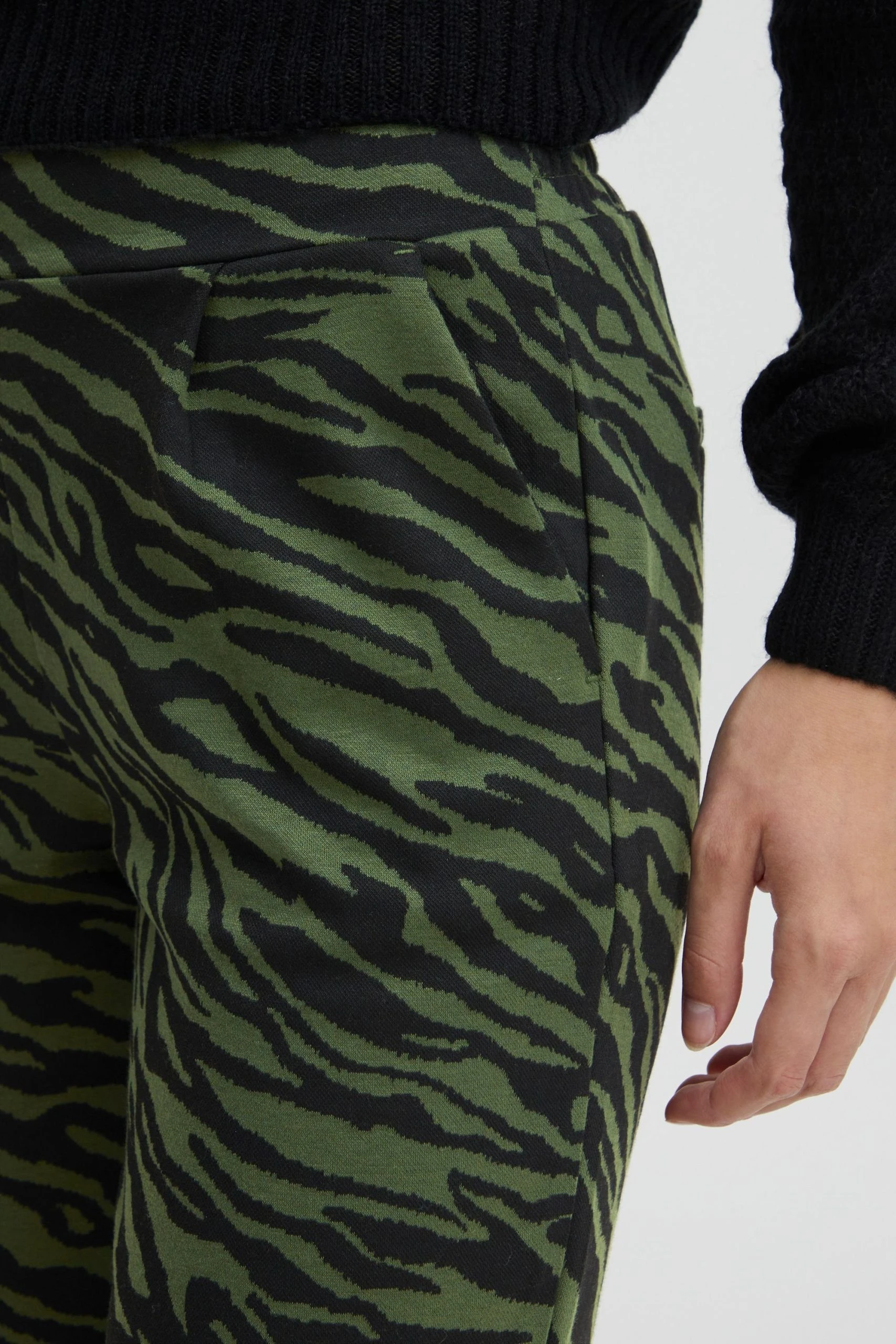 Ichi Stoffhose »IHKATE ZEBRON PA 20117359« – Bild 4