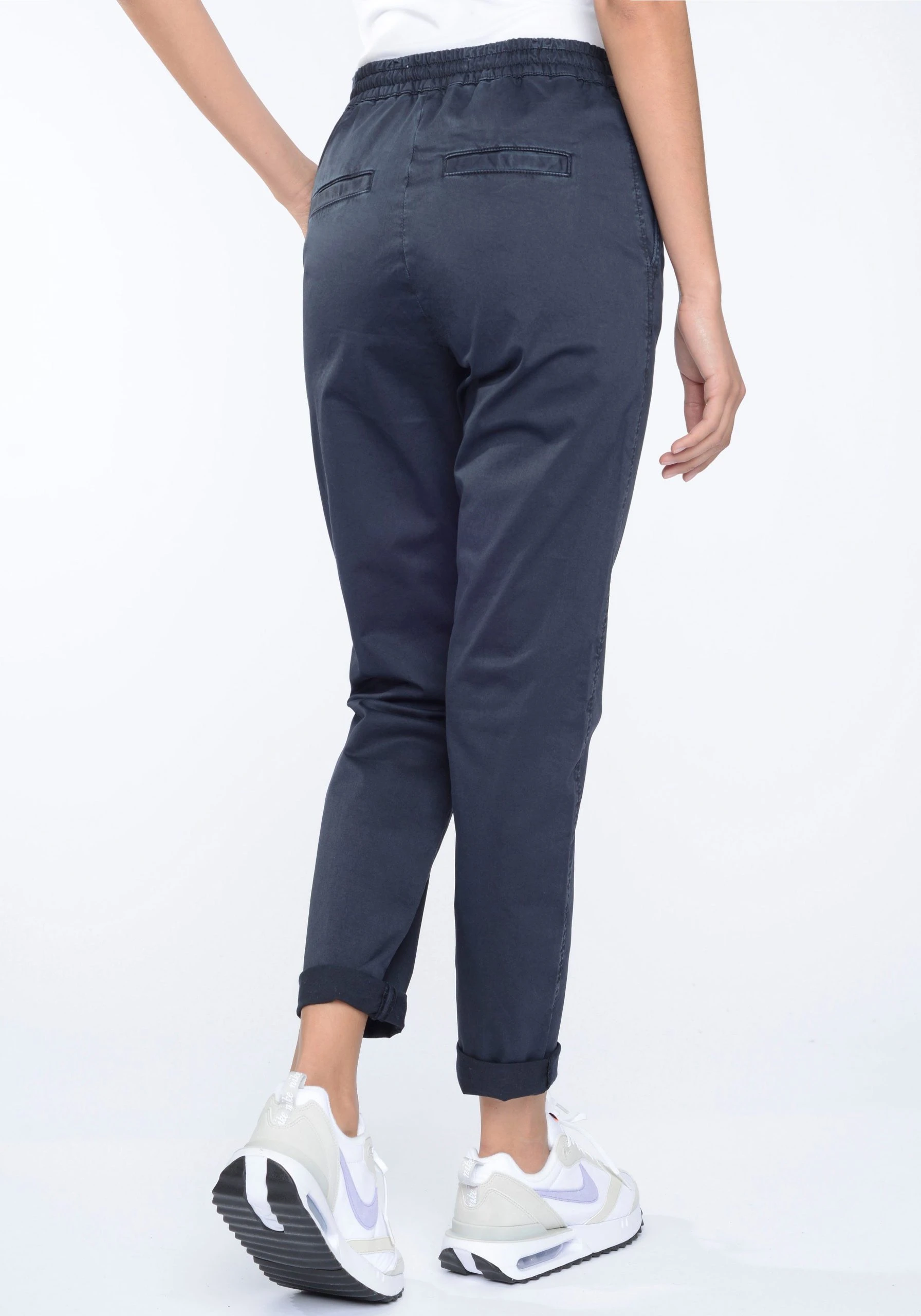 GANG Schlupfhose »TERESA JOGGER« Mit Elastischen Bund Und Bindeband In Der Taille – Bild 2