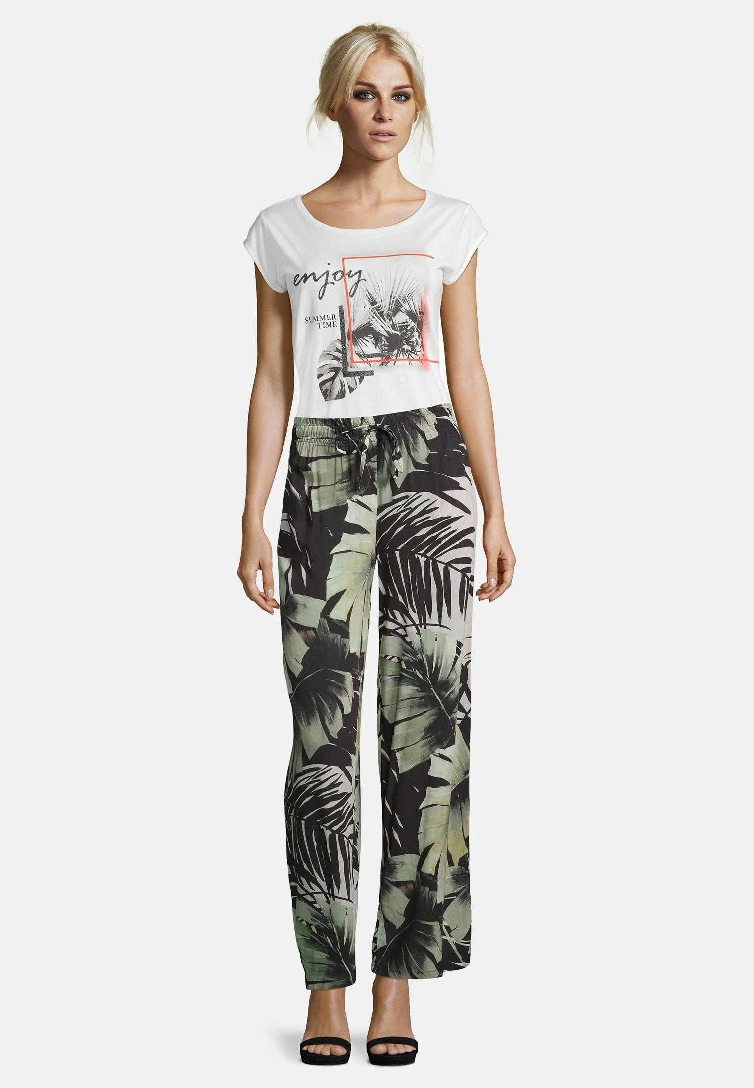 Cartoon Stoffhose »mit Bindegürtel« – Bild 4