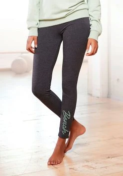 Bench. Leggings Mit Logo Stickerei Auf Dem Bein