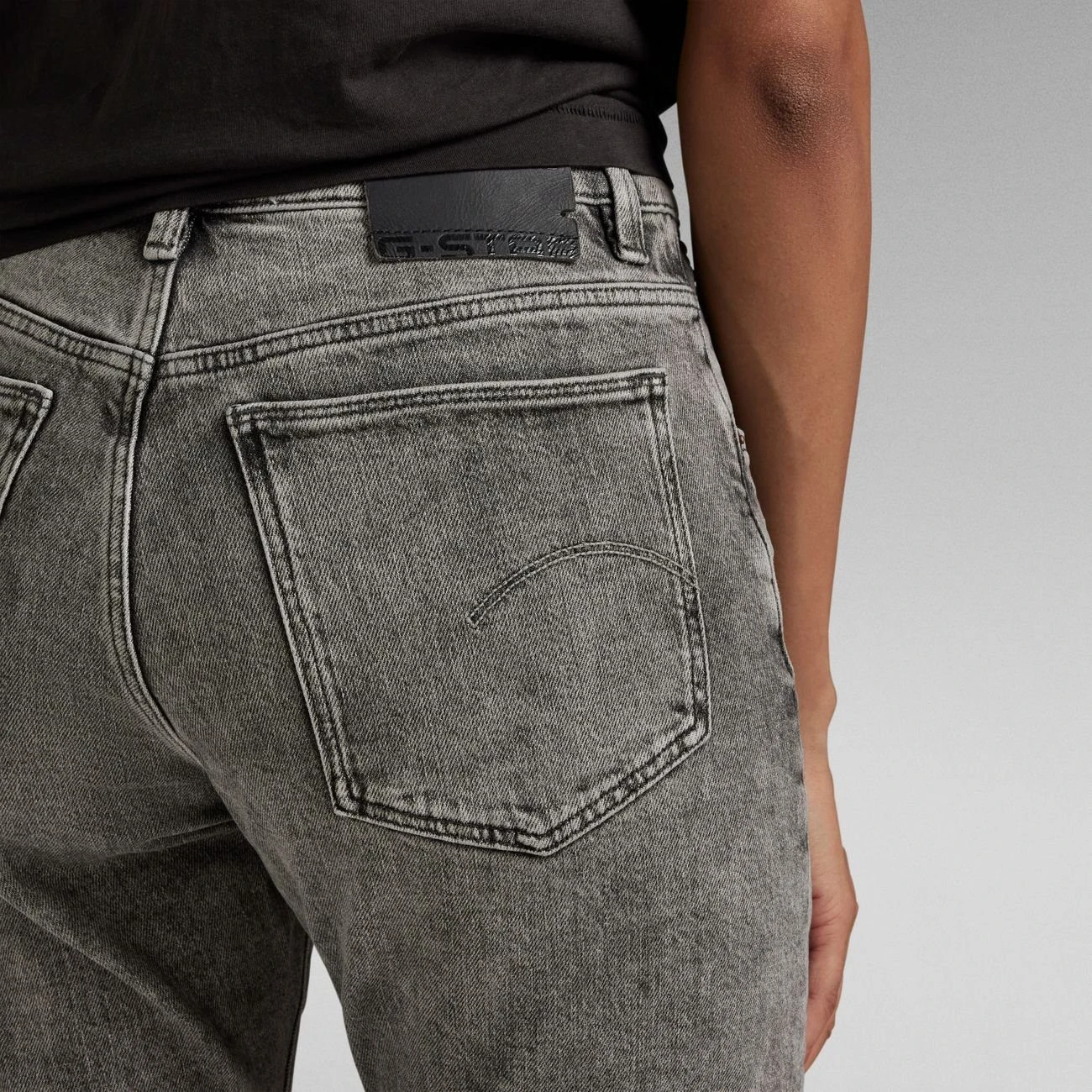 G-Star RAW 5-Pocket-Hose »Virjinya Slim Faded Carbon« (1-tlg) – Bild 3