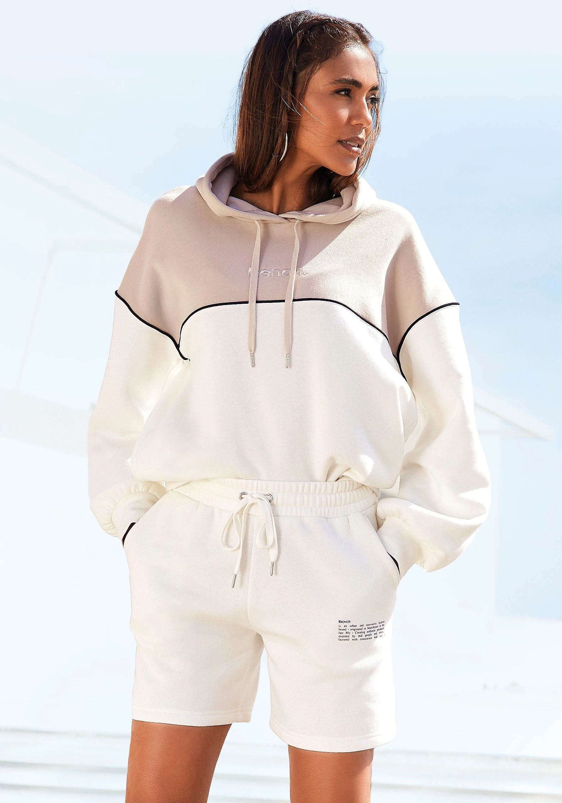 Bench. Shorts In Weiter Form Mit Logodruck – Bild 3